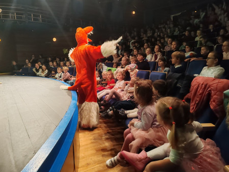 Průzkumníci v lese